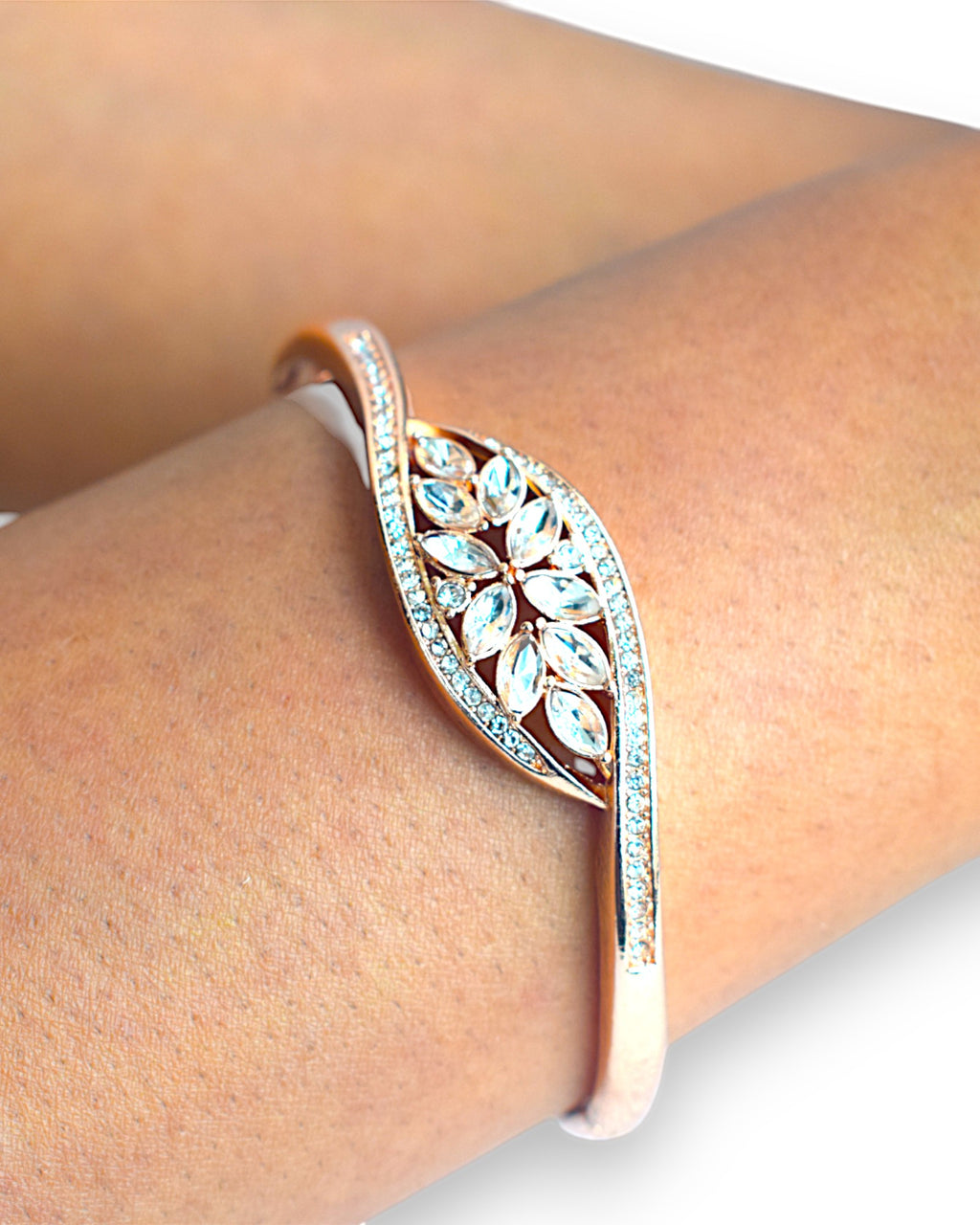 Elegant Japanese-inspired rose gold Zirconia bracelet with delicate floral crystal accents
